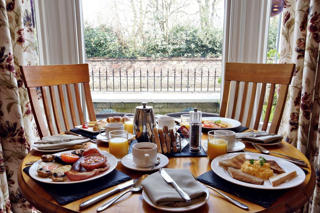 Bronte Guest House York Exteriör bild